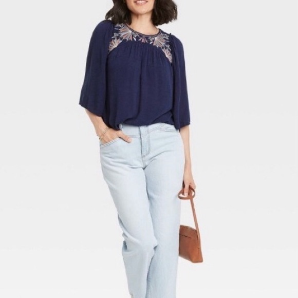 Knox Rose, navy, 3/4 sleeve crinkle fabric with embroidered yoke -size M - Picture 3 of 11